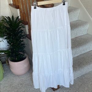 Brandy Melville Crisp White Cottage-core Maxi Skirt